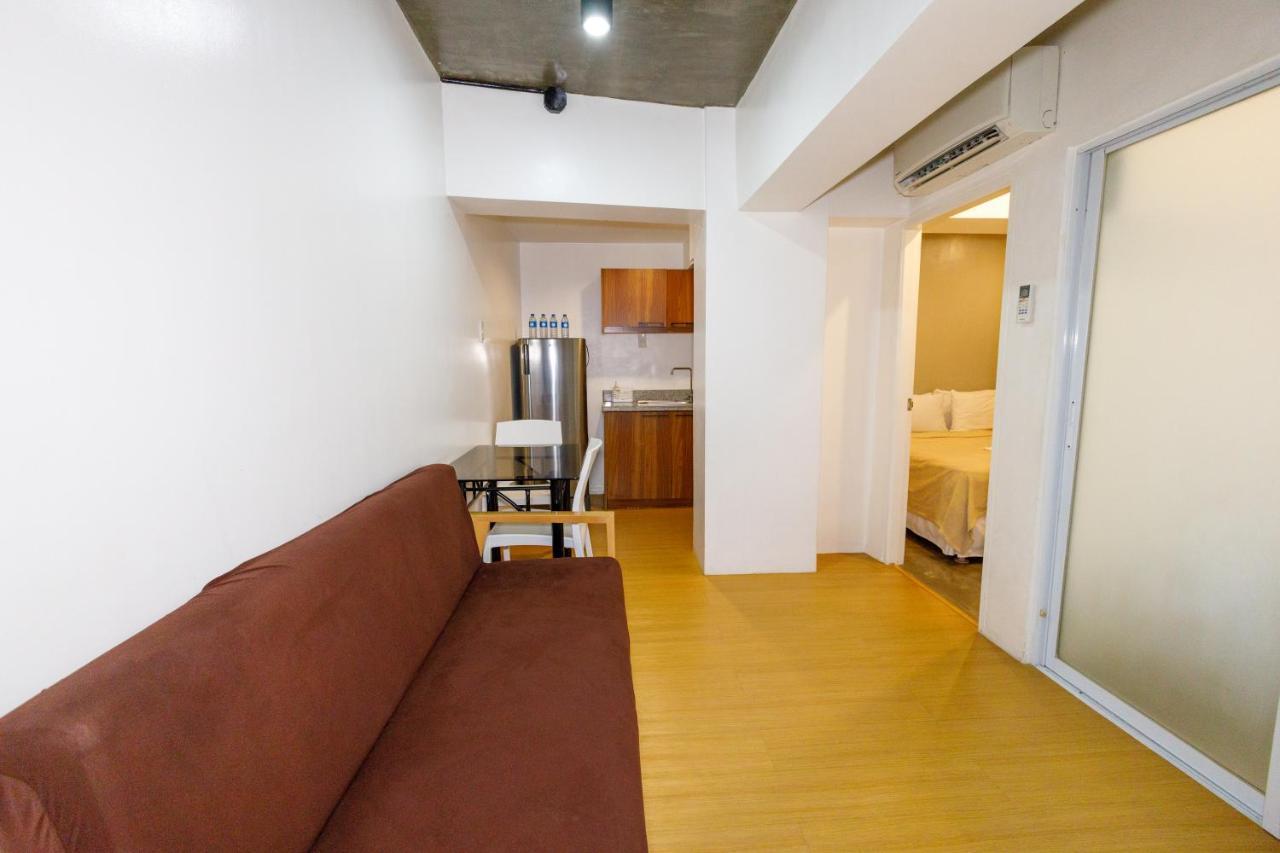 5880 Enriquez Residences Manille Extérieur photo